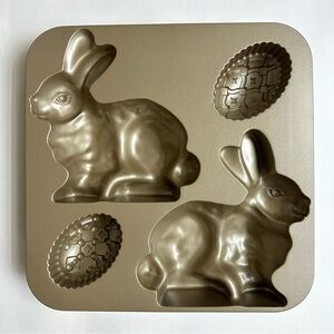 Nordic Ware 3D Easter Egg Bunny Rabbit Cake Pan